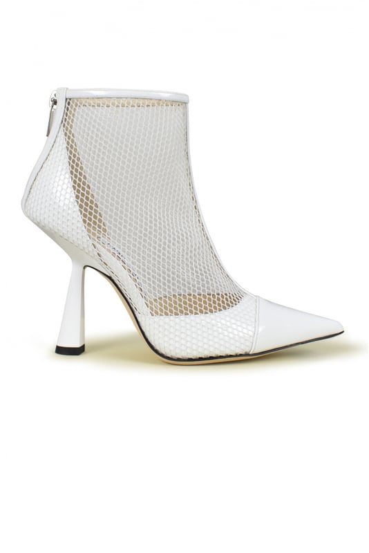 Jimmy Choo Botines Kix 100 Blanco Botines Jimmy Choo Kix 100 en malla y charol.Altura del tacón 10 cm.Plantilla y forro de piel.Cierre de cremallera en la espalda.Made in Italy.