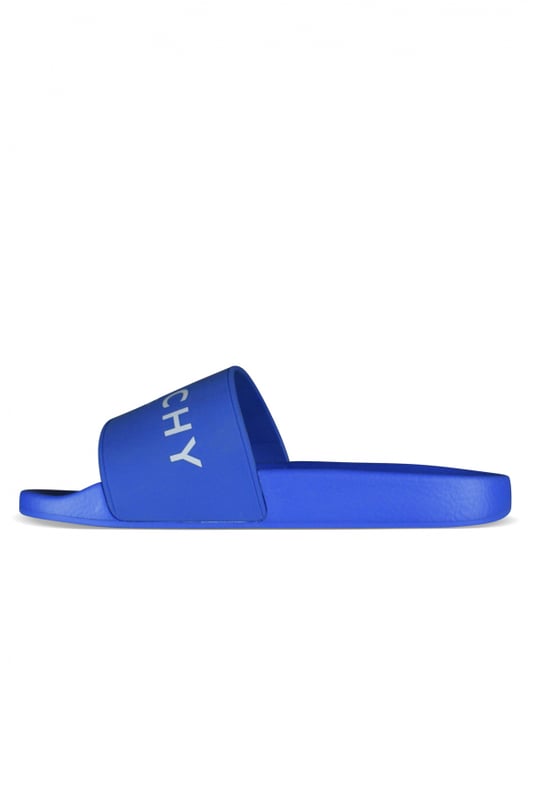 Chancletas azules de Givenchy.Logotipo blanco en la lengüeta.Logotipo en relieve en el lateral de la suela.Suela de goma.Made in Italy.