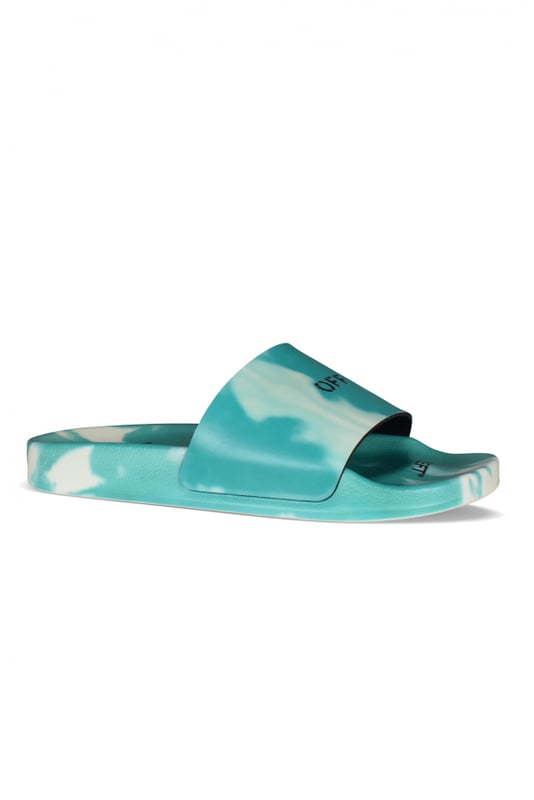 Chanclas verdes con diseño tie-dye, logotipo impreso en el panel frontal y motivos a izquierda y derecha en la plantilla.Tejido recubierto.Suela de goma.Gráficos del logotipo.Made in Italy.