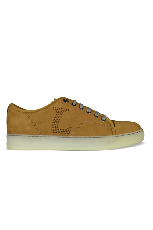 Sneakers Lanvin DBB1 en ante camel.Logotipo L perforado en el exterior.Suela de goma blanca.Punta redondeada.Cordones grises.