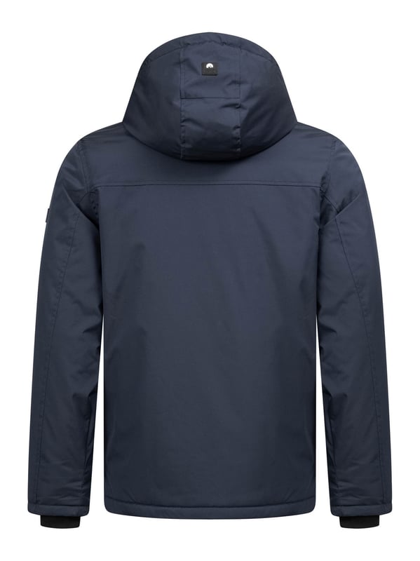 Arctic Seven Heren Winterjas – Wind- & Waterafstotende Gewatteerde Jas met Afneembare Capuchon
Deze winterjas van Arctic Seven combineert stijl en comfort. Hij is licht gewatteerd, gevoerd met zacht teddyfleece en biedt optimale bescherming tegen wind en kou. Dankzij het lichte ontwerp geniet je van maximaal draagcomfort.

✔ Wind- & waterafstotend materiaal
✔ Afneembare capuchon met zacht teddyfleece
✔ Hoogsluitende & gewatteerde kraag
✔ Zij- & binnenzakken met fleecevoering
✔ Stevige ritssluiting met grote trekkers
✔ Subtiel & modern design
✔ Comfortabele pasvorm voor maximaal draagplezier

Materiaal:
Buitenstof: 100% Polyester
Voering: 100% Polyester
Vulling & wattage: 100% Polyester
Kunstbont: 100% Polyester