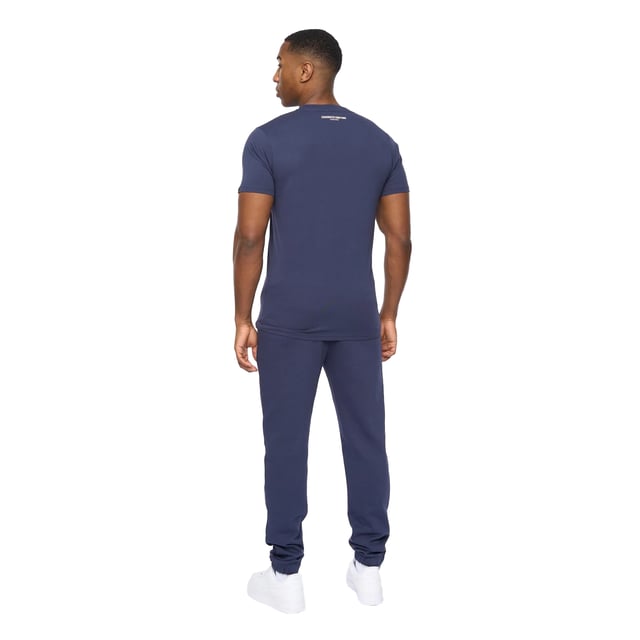 100% Cotton. Fabric: Soft Touch. Design: Back Print, Text. Neckline: Crew Neck. Sleeve-Type: Short-Sleeved. Woven Label. Fit: Regular. M: 40 in. L: 42 in. XL: 44 in.