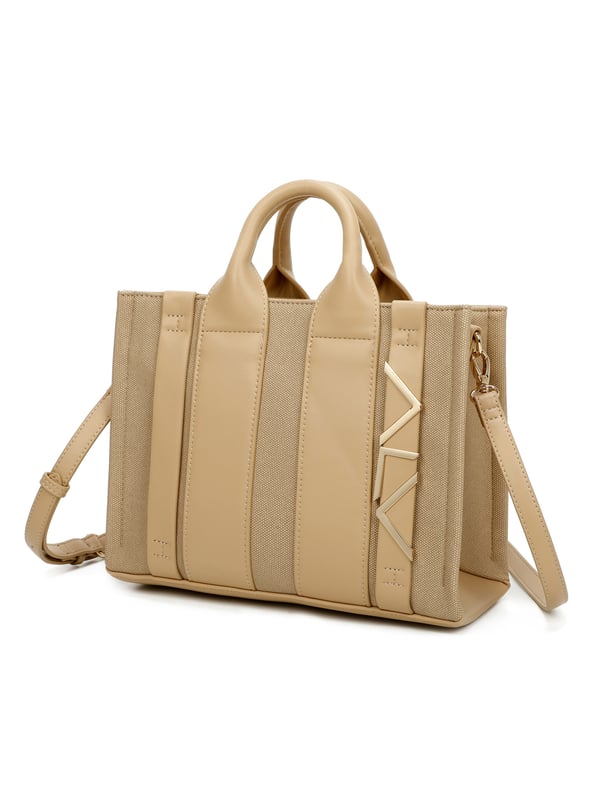 Bolso bandolera para mujer. El cierre es con cremallera. Los bolsillos internos son dos con cremallera y dos abiertos. Los bolsillos externos están ausentes. La bandolera es ajustable y extraíble en piel. El mango es de cuero. Hay un compartimento interno. El material externo es 100%PU. Internamente es 100% Poliéster. Medidas: 28x21x13 cm. Producto de moda