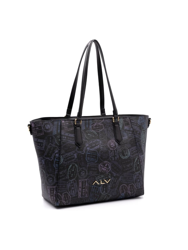 Bolso bandolera para mujer. El cierre es con cremallera. Los bolsillos internos son dos con cremallera y dos abiertos. Los bolsillos externos están ausentes. La bandolera es ajustable en piel. El mango es de cuero. Hay un compartimento interno. El material externo es 100%PU. Internamente es 100% Poliéster. Medidas: 44x16x28 cm. Producto de moda