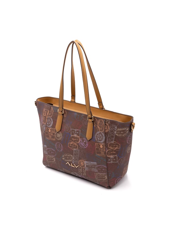Damesschoudertas met ritssluiting. twee rits- en twee open binnenzakken. afwezige externe zakken. verstelbaar in lederen schouderband. met leren handvat. een binnencompartiment.  extern materiaal. 100% polyester binnenkant. Afmetingen: 44x16x28 cm. Modeproduct