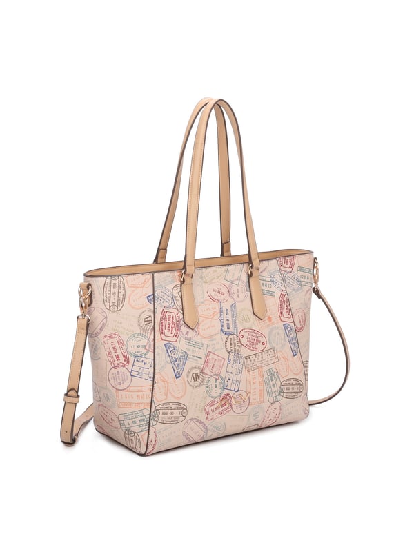 Bolso bandolera para mujer. El cierre es con cremallera. Los bolsillos internos son dos con cremallera y dos abiertos. Los bolsillos externos están ausentes. La bandolera es ajustable en piel. El mango es de cuero. Hay un compartimento interno. El material externo es 100%PU. Internamente es 100% Poliéster. Medidas: 44x16x28 cm. Producto de moda