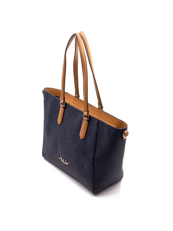 Bolso bandolera para mujer. El cierre es con cremallera. Los bolsillos internos son dos con cremallera y dos abiertos. Los bolsillos externos están ausentes. La bandolera es ajustable en piel. El mango es de cuero. Hay un compartimento interno. El material externo es 100%PU. Internamente es 100% Poliéster. Medidas: 44x16x28 cm. Producto de moda