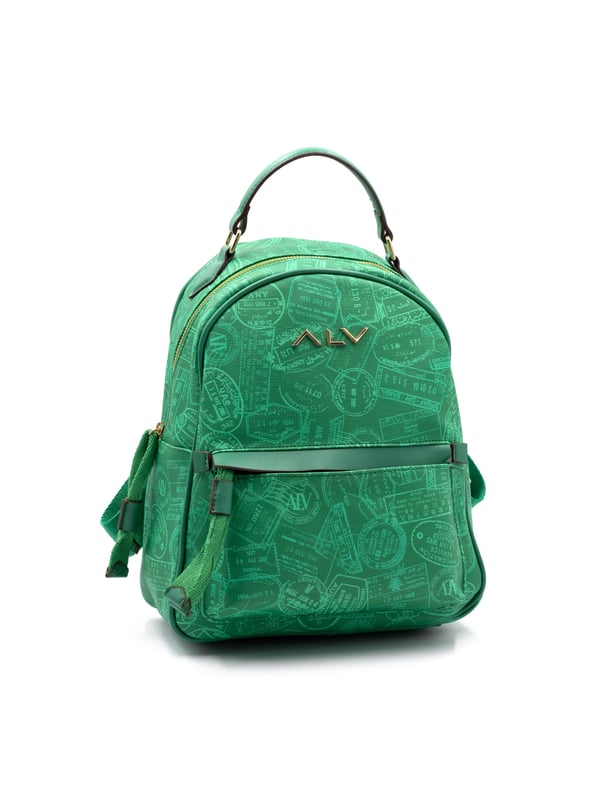 Mochila de mujer. El cierre es con cremallera. Los bolsillos internos son dos con cremallera y dos abiertos. Los bolsillos externos son uno frontal con cremallera. La bandolera es ajustable y extraíble en tejido. El mango es de cuero. Hay un compartimento interno. El material externo es 100%PU. Internamente es 100% Poliéster. Medidas: 26x12x32 cm. Producto de moda