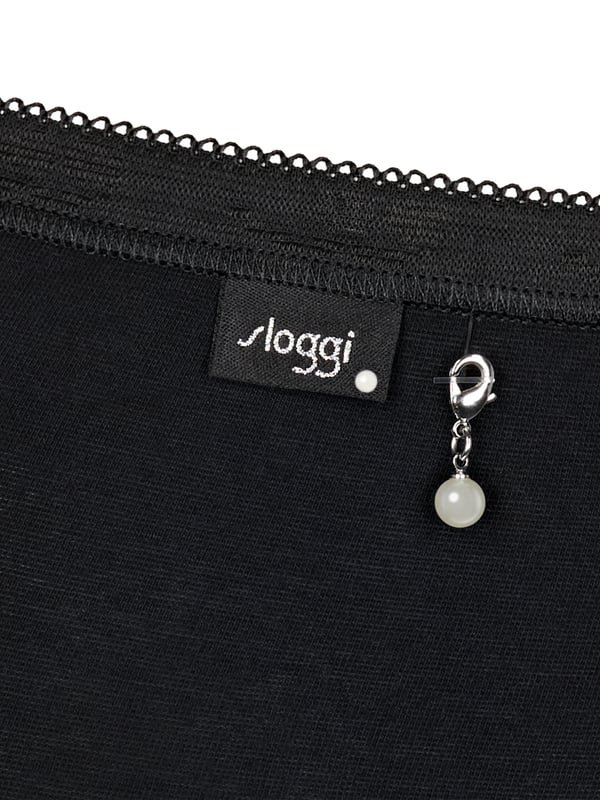 Sloggi Basic+ Midi Brief. Mid-rise knickers with moderate rear coverage. Cotton rich knickers. 2 Pack. The product is machine washable.
