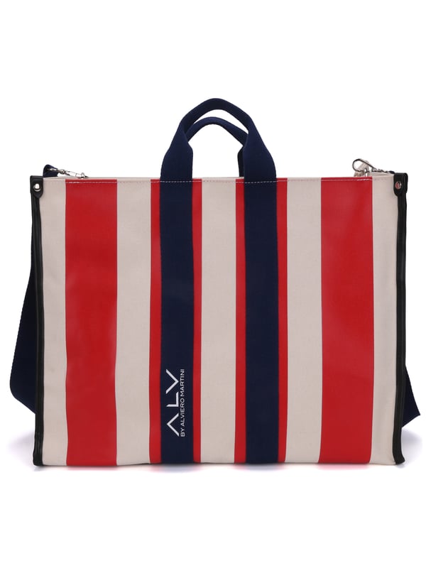 Bolso shopper para mujer. El cierre es con botón magnético. Los bolsillos internos son dos con cremallera y dos abiertos. Los bolsillos externos están ausentes. La bandolera es ajustable y extraíble en tejido. El mango es de tela. Hay un compartimento interno. El material exterior es 100% nailon. Internamente es 100% Poliéster. Medidas: 44x34x18 cm. Producto de moda