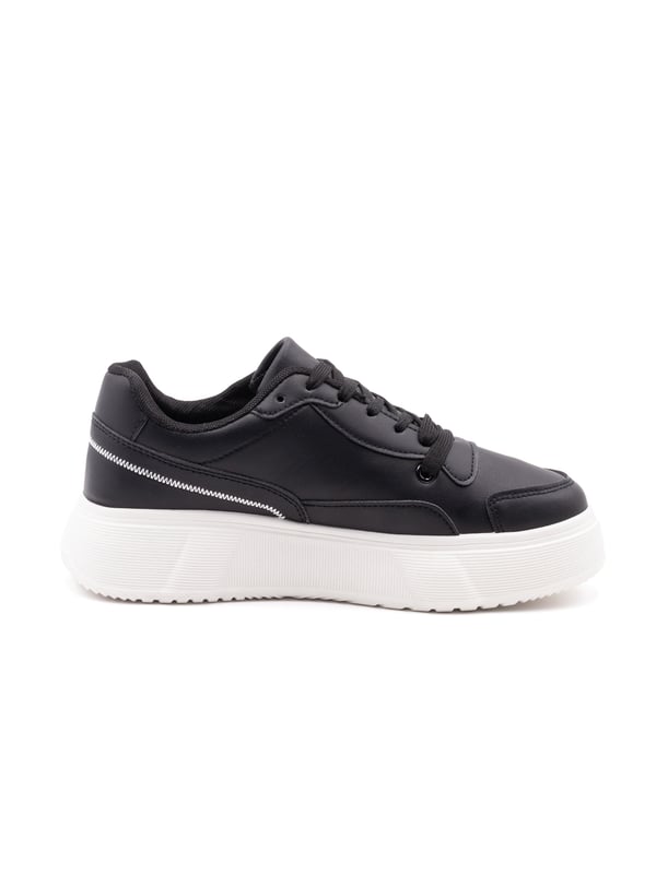 Damen-Sneaker ohne Verschluss. fehlende Innentaschen. fehlende Außentaschen. fehlender Schultergurt. fehlender Griff. fehlende Innenfächer.  Außenmaterial: Innenmaterial: 100 % Polyester. Maße: 36 cm. Modeprodukt