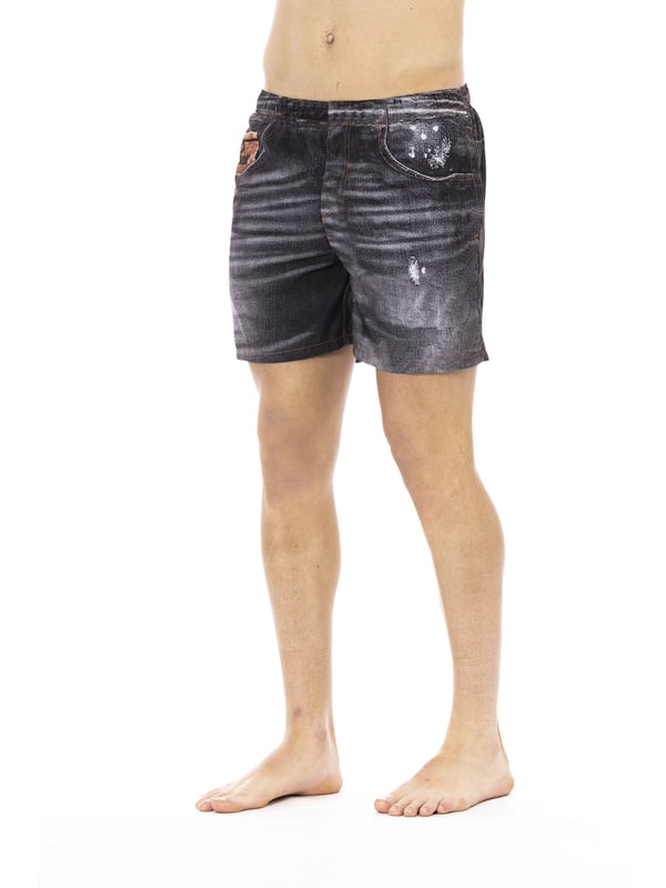 Strandshorts mit Aufdruck. Seitentaschen. Elastischer Bund mit Kordelzug.