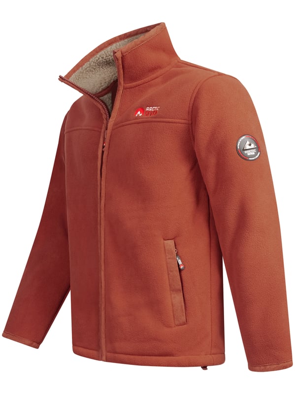 Chaqueta polar para hombre Arctic Seven: cálida y duradera con forro de piel de peluche
Esta cálida chaqueta polar para exteriores de Arctic Seven ofrece la combinación perfecta de comodidad y funcionalidad. Gracias a la tecnología DRY-TEX 3000, te mantiene agradablemente abrigado sin restringir la libertad de movimiento, ideal para los días frescos de otoño, invierno o actividades al aire libre.

Cálido y duradero, perfecto para los días fríos

Totalmente forrado con suave piel de peluche en el interior

El cuello alto y reforzado protege contra el viento y el frío

Bolsillos laterales con cremallera y forro polar para calentar las manos

Cremallera robusta y de longitud completa

Cintura elástica interna para un ajuste perfecto

Letras y logotipo bordado en el pecho, logotipo de alta calidad en la parte superior del brazo

Material:

Tejido exterior: 100% poliéster

Forro: 100% poliéster (piel de peluche)