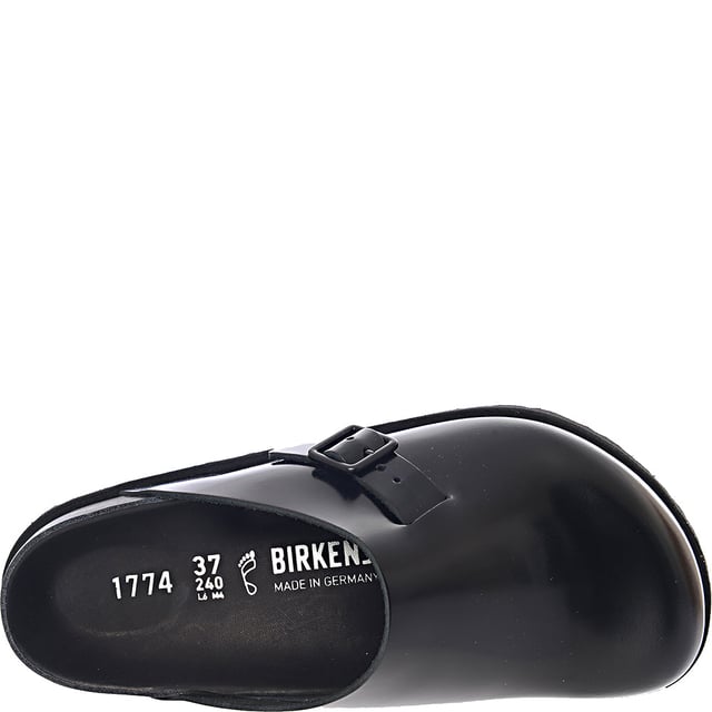 Upper: leather
Lining: leather
Sole: leather insole, rubber sole. Step into luxury with the BIRKENSTOCK X 1774 NIAMEY loafers. These slip-on, backless loafers feature a sleek and shiny leather upper, offering a sophisticated look that effortlessly complements any outfit. The leather lining ensures a comfortable fit, while the leather insole provides added cushioning for all-day wear. The durable rubber sole offers excellent grip and stability, making these loafers perfect for both casual and formal occasions. Elevate your footwear collection with these stylish and versatile loafers.