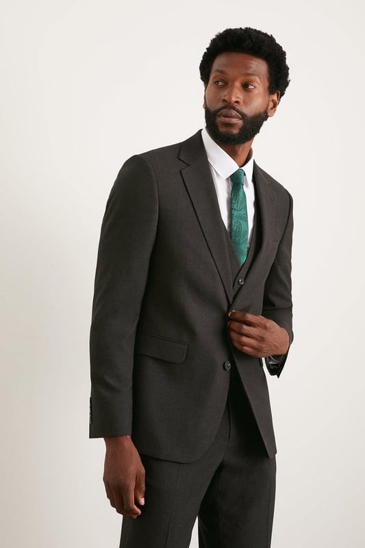 Introducing our Slim Fit Essential Smart Jacket, perfect for any occasion. The back vent allows for ease of movement and added comfort. Whether you're dressing up for a formal event or adding a touch of sophistication to your everyday look, our Slim Fit Essential Jacket is the perfect choice.