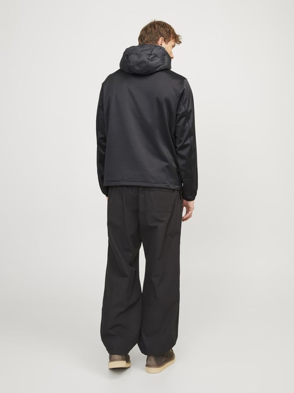Heat Hybrid Jacket von Jack & Jones in der farbe Schwarz.