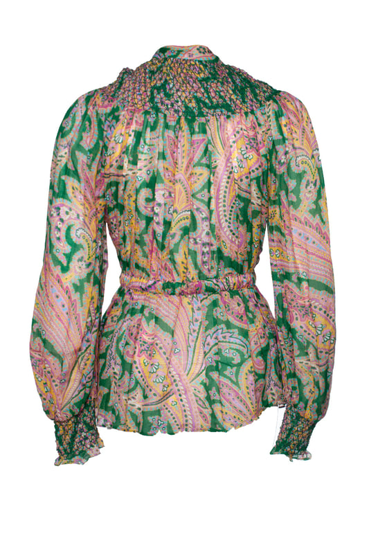 VINTAGE, RRP AS NEW
Zimmerman, paisley printed blouse. The item is in very good condition.
 • CONDITION: very good condition 

• SIZE: 1 - S 

• MEASUREMENTS: length 65 cm, width 48 cm, waist 40 cm, shoulder width 45 cm, sleeve length 62 cm

• MATERIAL: 100% rami 

• CARE: dry cleaning 

• COLOR: multicolor Measurments:  length: 650 mm