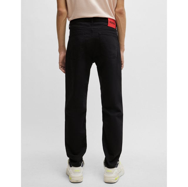 jeans in comfort stretch fabric - reactive dyed treatment - classic must-have denim - buttons & zip closure - side pockets - patch pockets on the back