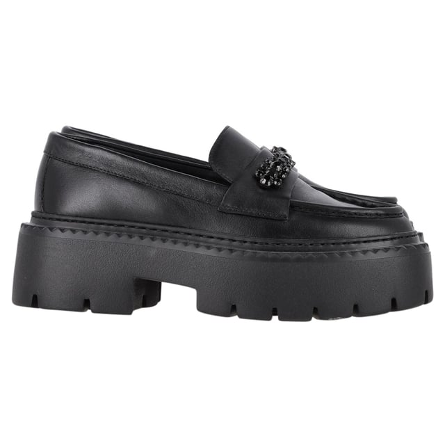 VINTAGE, RRP AS NEW
Step into refined luxury with the Jimmy Choo Bryer Flat Loafers in Black Leather. Crafted from buffed calfskin, these loafers offer a perfect blend of comfort and style. The round moc toe adds a classic touch, while the crystal-cut hardware at the vamp delivers a hint of sparkle and sophistication. The buffed calfskin lining ensures a smooth, luxurious feel, while the textured rubber platform midsole and treaded rubber outsole provide durability and traction. With a platform height of 1.75 inches, these loafers give you subtle lift without sacrificing comfort, making them ideal for both casual and more elevated looks.
with Dust bag

Jimmy Choo Bryer Flat Loafers in Black Leather
Condition: Excellent
Signs of wear: No visible sign of wear. No Mark at insole.,  Very light mark at soles.
Packaging: Dust bag
Color: black
Material: Leather | leather
Size: EU | 37
Measurements: Insole length: 280
SKU: NAPPUGBSH462131W