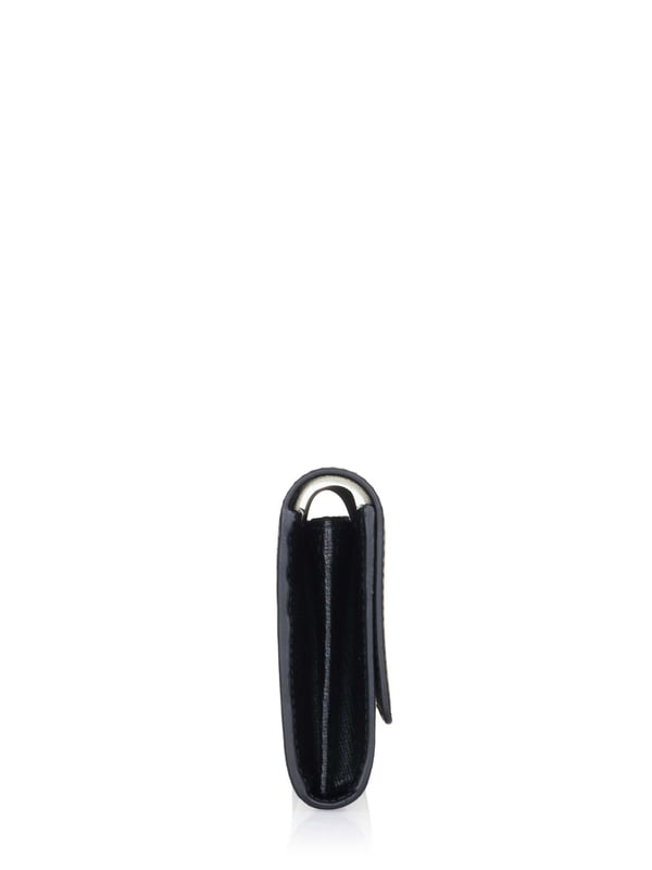 100% cuero; billetera Emporio Armani; Modelo: Y3H305/H351E 81386; Fabricado de alta calidad; 100% cuero; Cierre de solapa con botón a presión; Dos compartimentos interiores grandes, un compartimento para monedas con cremallera, 6 ranuras para tarjetas; detalles del logo de Emporio Armani.