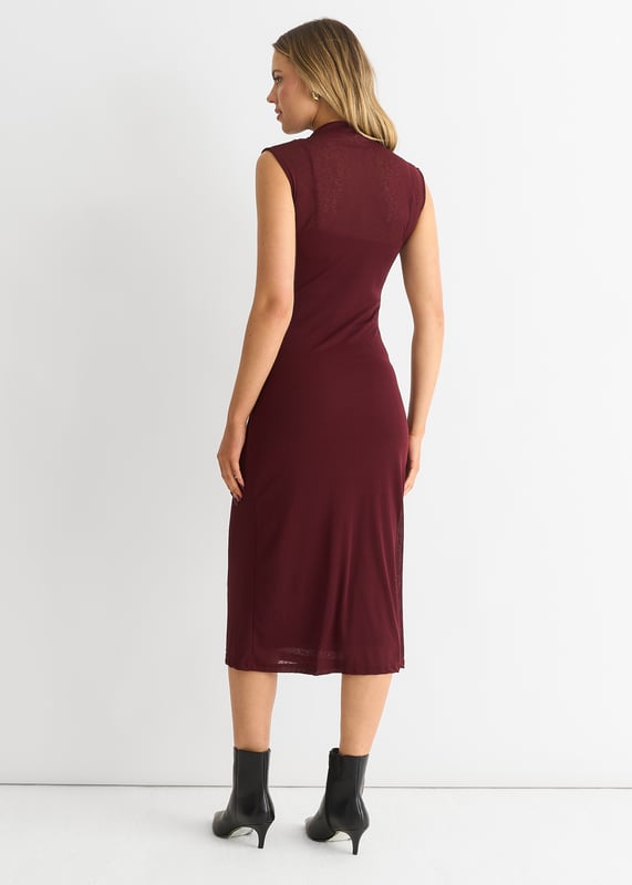 Elevate your occasion wear with our Plain Ruched Jersey Midi Dress. Its ruched design flatters your curves while the soft jersey fabric ensures comfort. Perfect for weddings, parties, or any special event.