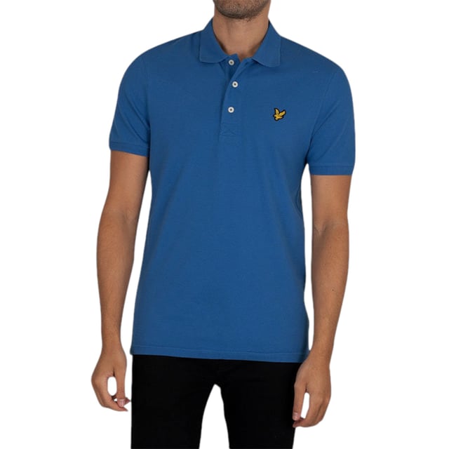 Style Code: SP400VOG
Made in India
97% Cotton, 3% Elastane
Regular Fit
Iconic Eagle Logo at Chest
Made From Pique Cotton
Three Button Front Placket
Ribbed Hem and Cuffs
Branded Buttons
Short Sleeve
Premium Quality
Machine Wash (According to Instructions on Care Label)