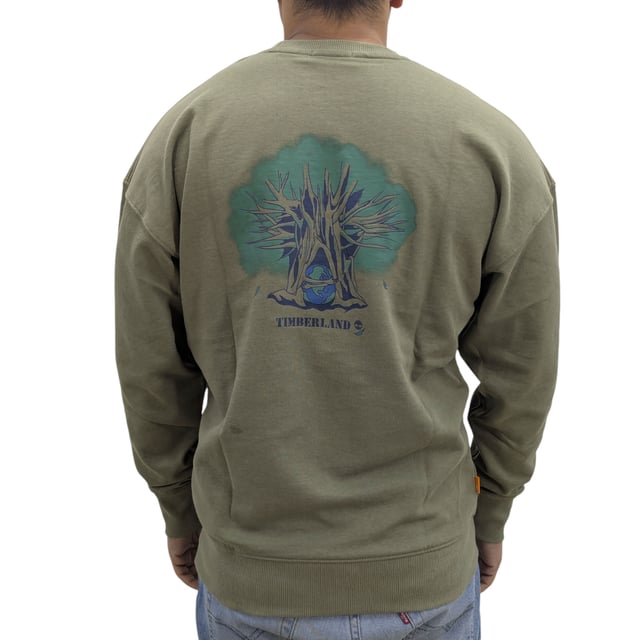 Timberland Mens Graffiti Crew Sweats HUMUS Sweatshirt
Style Code : TB0A6BDT
80% Cotton, 20% Polyester
Made In Bangladesh
Relaxed Fit
Timberland® Tree Logo At The Front
Large Graphic Print At The Back Side
Machine Washable ( Please See Care Label )
Colour : Olive
Size : S-2XL