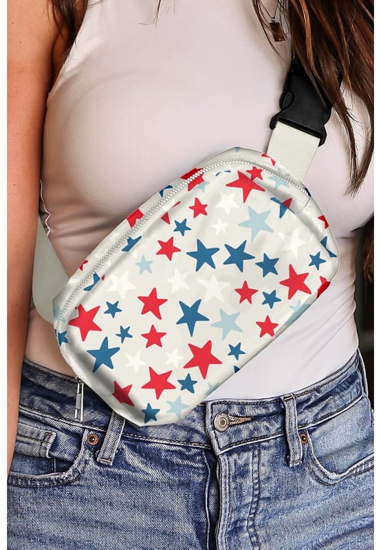 Bolso de cruzar con hebilla impresa de la bandera White Star Nuestros estilos están diseñados con un ajuste ceñido y moderno en mente, siguiendo un estándar de talla internacional. Para el mejor ajuste, sugerimos elegir una talla más grande de lo habitual. ¡Asegúrate de revisar nuestra tabla de tallas para encontrar tu coincidencia perfecta!
Diseño elegante con estampado de estrellas
Cierre con hebilla
Correa ancha para un uso seguro
Ideal para celebrar el Día de la Bandera
Tamaño compacto: 22
5
15 cm
Diseñado para un transporte conveniente
Material: nylon