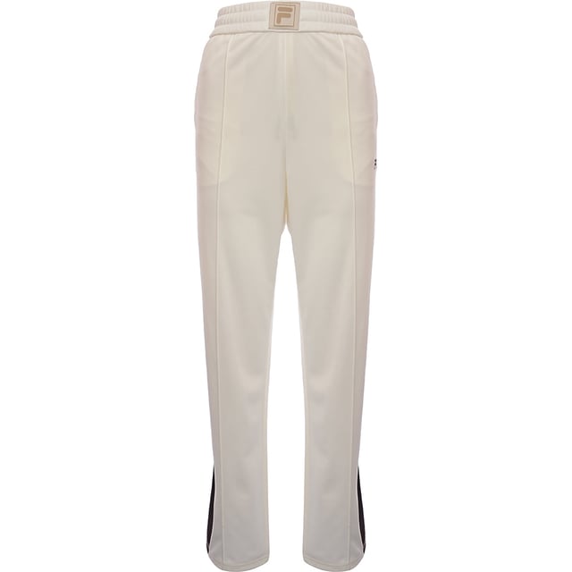 Main: 100% Polyester Imagine slipping into the comfort of Fila's unisex straight-leg joggers in a rich, earthy brown. The cuffed legs offer a snug fit, perfect for a jog or a relaxed day out. With pockets to keep your essentials secure and a subtle logo that speaks to the brand's understated style, these joggers blend functionality with a sleek design. They're not just a piece of clothing; they're a statement of comfort and style. Whether you're lounging at home or out on the town, these joggers are sure to become a go-to in your wardrobe.
