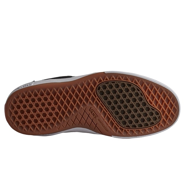 Zapatillas Wayvee VN0A5JIAY281 para Hombre Zapatillas Vans Wayvee
¡Destaca entre la multitud y haz lo tuyo con el Wayvee de Vans Skateboarding! Esta zapatilla fue desarrollada con la ayuda de skaters que saben cómo redefinir el estilo y la progresión. Con una nueva parte superior de gamuza y paneles de malla transparente, el Wayvee ofrece máxima transpirabilidad y flexibilidad.
Detalles:
- Parte superior de textil y ante.
- Cuello acolchado.
- Lengüeta ligeramente acolchada.
- Refuerzos DuraCap.
- Forro interior LuxLiner.
- ImpactWaffle.
- Plantilla PopCush .
- Etiqueta del logo tejida.
- Suela Wafflecup.
- Cordones semi planos.
Las zapatillas Vans son mucho más que un calzado: representan una actitud, un estilo de vida urbano y rebelde. Ya sea en su clásica silueta Old Skool, en las icónicas Slip-On o en las modernas colaboraciones con artistas y marcas, Vans sigue siendo un símbolo de autenticidad, creatividad y cultura alternativa.
Composición: Exterior: Textil, Ante; Interior: Textil; Suela: Sintético
Cuidados:
Limpiar con un cepillo suave y jabón neutro.
Evitar lavar en máquina.
Secar al aire, lejos del sol directo.