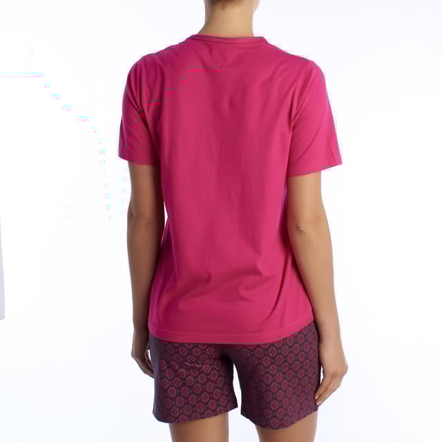 Summer pajamas from the Kisses&Love brand.
 Women's pajamas with short-sleeved T-shirt and shorts.
 The T-shirt features a round neck and armholes in a contrasting colour and a print in the centre. The print matches the shorts perfectly.
 The t-shirt is made of cotton, a perfect fabric for summer nights because it is breathable, soft and gentle on the skin.
 Elastic waistband.
 Brand logo on the t-shirt print and on the label.
 Tone-on-tone visible seams.

 Women's summer pajamas are the perfect garment to enjoy warm nights in style and comfort. These women's pajamas, designed specifically for the spring-summer season, combine lightness, softness and an elegant design that ensures freshness and comfort during rest hours.

 Choose style, quality and comfort with Kisses&Love!
 Composition: 100% Cotton
 Care:
Washing machine safe at maximum temperature of 30º.
 It does not resist bleach or any other chlorate.
 It does not resist ironing.
 Does not withstand dry cleaning.
 It does not resist the dryer.