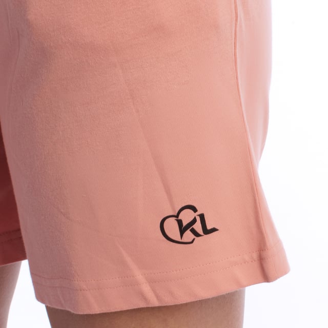 The 100% Cotton women's summer pajamas are the perfect choice to enjoy freshness and comfort during warm summer nights. This pajama set combines lightness, softness and breathability in a garment specifically designed to offer maximum comfort during the summer season.

 Main Features:
 Cool and Breathable Fabric: Made entirely of cotton, this pajama ensures a cool and light feeling against the skin, allowing optimal air circulation to keep the body cool during hot nights.

 Summer Design: The pajamas feature a light and comfortable design, ideal for warm climates, allowing you to move freely and comfortably during your night's rest.

 Short Sleeve or Sleeveless: Available in short sleeve or sleeveless options, providing options based on personal preference to suit different lounge styles.

 Loose Fit: Cut to allow for freedom of movement, these pajamas offer a comfortable, relaxed fit for a restful night's sleep.

 The 100% Cotton women's summer pajamas are the ideal choice for those looking for freshness, comfort and functionality in their sleepwear during the summer season. With its breathable fabric, summery design and loose fit, these pajamas guarantee a pleasant and refreshing experience with every use.
 Composition: 100% Cotton
 Care:
Washing machine safe at maximum temperature of 30º.
 It does not resist bleach or any other chlorate.
 Does not withstand dry cleaning.
 It does not resist the dryer.