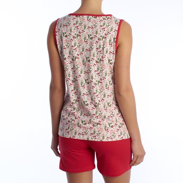 The 100% cotton women's summer pajamas are the perfect choice for enjoying freshness and comfort during warm summer nights. This pajama set combines lightness, softness, and breathability in a garment specifically designed to offer maximum comfort during the summer season.

 Main Features:
 Cool and Breathable Fabric: Made entirely of cotton, these pajamas ensure a cool and light feeling against the skin, allowing optimal air circulation to keep the body cool during hot nights.

 Summer Design: The pajamas feature a lightweight and comfortable design, ideal for warm climates, allowing you to move freely and comfortably during your night's rest.

 Short Sleeve or Sleeveless: Available in short sleeve or sleeveless options, providing options based on personal preference to suit different lounging styles.

 Loose Fit: Cut to allow for freedom of movement, this pajama offers a comfortable, relaxed fit for a restful sleep.

 The 100% cotton women's summer pajamas are the ideal choice for those seeking freshness, comfort, and functionality in their sleepwear during the summer season. With their breathable fabric, summery design, and loose fit, these pajamas guarantee a pleasant and refreshing experience every time you wear them.
 Composition: 100% Cotton
 Care:
Washing machine safe at maximum temperature of 30º.
 It does not resist bleach or any other chlorate.
 It does not resist ironing.
 Does not withstand dry cleaning.
 It does not resist the dryer.
