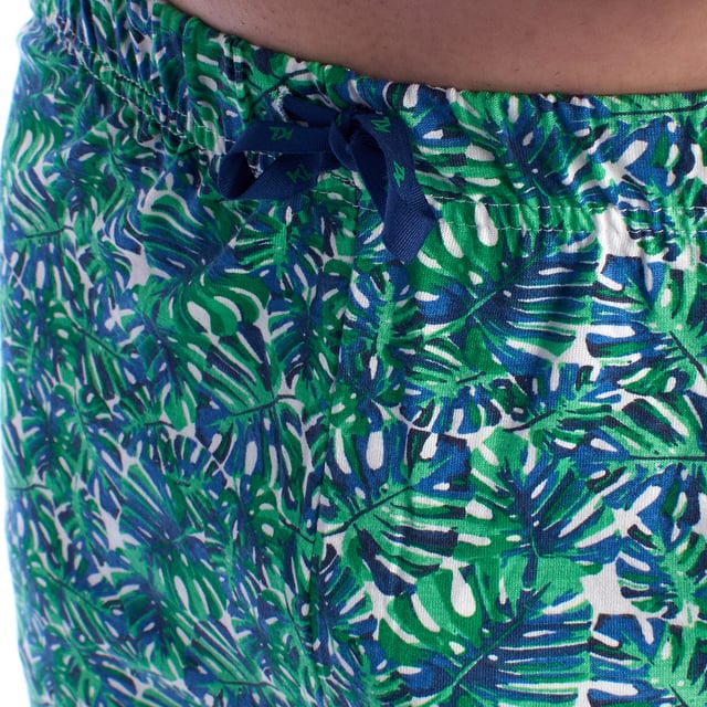 Short-sleeved and short-pants pajamas, model KL30000.

 The men's pajamas combine a short-sleeved round-neck T-shirt and shorts.
 Made of soft and breathable materials, it ensures comfort throughout the night.
 Ideal for any season, this set offers a perfect balance between style and comfort for a restful night's sleep.

 Exclusive designs and a variety of prints: The men's summer pajamas are available in a wide range of exclusive designs and prints, allowing you to choose from different styles that reflect your personality and taste. From prints to stripes, each pajama offers a unique and special touch.

 Easy Care & Durability: Made from durable cotton, the men's pajamas are easy to machine wash and maintain their softness, color and shape wash after wash. This easy maintenance ensures that the pajamas remain a favorite item in your wardrobe, offering durability and practicality over time, especially during the warmer seasons.

 Men's summer pajamas, the perfect gift for Father's Day, anniversary, Christmas, New Year, birthday, and much more!

 Choose style, quality and comfort with Kisses&Love!
 Composition: 100% Cotton
 Care:
Wash at maximum temperature 30º.
 Dry at low temperature.
 Do not use bleach.
 Do not iron.
 Do not dry clean.