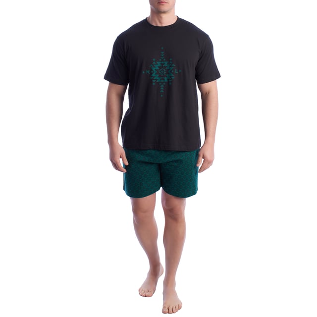 Short-sleeved and short-pants pajamas, model KL30000.

 The men's pajamas combine a short-sleeved round-neck T-shirt and shorts.
 Made of soft and breathable materials, it ensures comfort throughout the night.
 Ideal for any season, this set offers a perfect balance between style and comfort for a restful night's sleep.

 Exclusive designs and a variety of prints: The men's summer pajamas are available in a wide range of exclusive designs and prints, allowing you to choose from different styles that reflect your personality and taste. From prints to stripes, each pajama offers a unique and special touch.

 Easy Care & Durability: Made from durable cotton, the men's pajamas are easy to machine wash and maintain their softness, color and shape wash after wash. This easy maintenance ensures that the pajamas remain a favorite item in your wardrobe, offering durability and practicality over time, especially during the warmer seasons.

 Men's summer pajamas, the perfect gift for Father's Day, anniversary, Christmas, New Year, birthday, and much more!

 Choose style, quality and comfort with Kisses&Love!
 Composition: 100% Cotton
 Care:
Wash at maximum temperature 30º.
 Dry at low temperature.
 Do not use bleach.
 Do not iron.
 Do not dry clean.