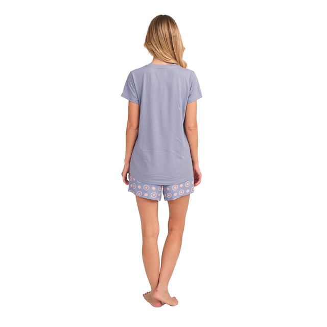 This short-sleeved women's pajama set is perfect for those looking for comfort without sacrificing style. Its modern and relaxed design, together with soft and breathable materials, make it ideal for resting in total comfort.

 Details:

 T-shirt:
 - Relaxed fit.
 - V-neck.
 - Short sleeve.
 - Front pocket.
 - Soft and light fabric.

 Short:
 - Short and baggy.
 - Side pockets.
 - Adjustable elastic waistband with drawstring.
 - Light and cool fabric for the warmest nights.

 For those seeking a restful night's sleep, J and J Brothers's luxurious short sleeve pajama sets are just the ticket. Crafted from the finest fabrics and with an attention to detail unmatched in the industry, these comfortable and stylish short sleeve pajamas for women will ensure you sleep in luxury each and every night.

 If you are one of those who gives capital importance to having good women's summer pajamas, you are in the right place.
 Composition: T-shirt: 50% Cotton, 50% Modal; Shorts: 100% Viscose
 Care:
Machine wash max. 30ºC.
 Use mild detergent.
 Avoid bleaches.
 Dry at low temperature.
 Iron at low temperature.