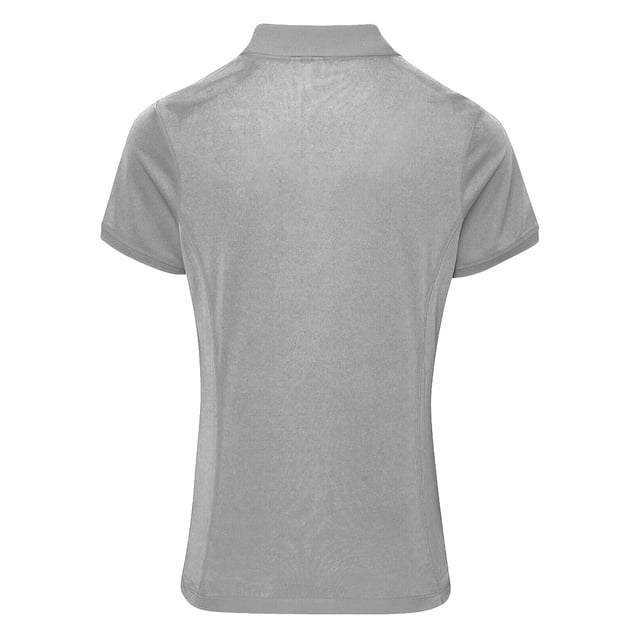 Passend polo t-shirt met zijwaarts geplaatste details om het vrouwelijk figuur te flatteren.. Een stijlvolle gebreide kraag en 3 knoopsluiting in de halslijn zorgen voor een moderne werkkleding die een slim alternatief is voor een blouse.. Ontworpen om te passen bij onze 'Kleuren'-reeks in schorten en blouses, kan dit artikel worden gedragen in verschillende industrieën en heeft vochtafvoerende eigenschappen die helpen om vocht weg te zuigen van het lichaam onder warme omstandigheden.. Snelle droging en uitstekend kleurbehoud. Stof: 100% Polyester piqué. Gewicht: 155gsm. XS, S, M, L, XL, 2XL (8, 10, 12, 14, 16, 18).