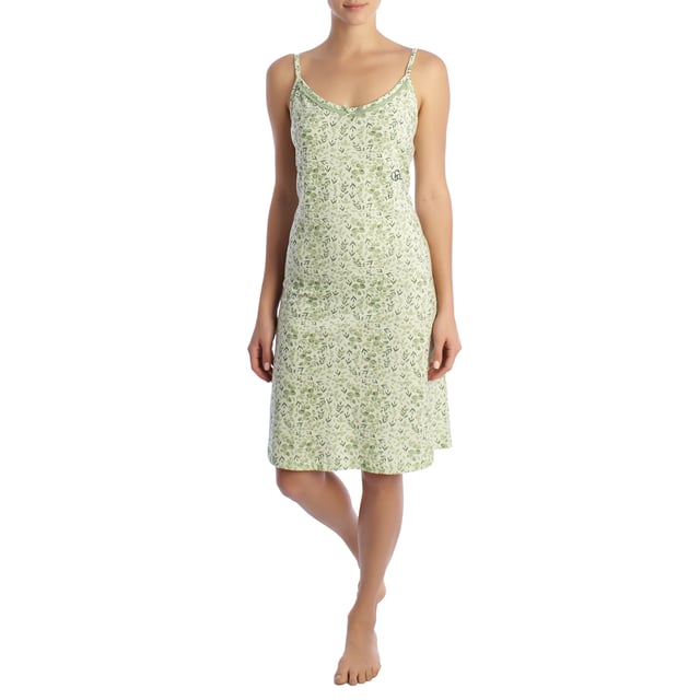 The women's summer nightgown with straps is the perfect garment for enjoying warm nights in style and comfort. Designed specifically for the summer season, this nightgown combines lightness, softness, and an elegant design that ensures freshness and comfort during rest hours.

 Main Features:
 Cool & Light Design: This women's summer nightgown features an adjustable spaghetti strap design for the hottest nights.

 Breathable Material: Made with lightweight and breathable materials, women's nightgowns ensure excellent air circulation, keeping your skin cool and comfortable all night long.

 Comfort and Softness: Cotton ensures a soft texture to the touch, offering a pleasant feeling on the skin and facilitating restful sleep.

 Elegant Style: With carefully designed details, such as decorative piping or summer prints, this women's summer nightgown adds a touch of style and femininity to your sleepwear.

 Relaxed Fit: Cut to allow for freedom of movement, this camisole provides a comfortable, loose fit, perfect for unrestricted sleep.

 The women's summer nightgown is the ideal choice for those seeking comfort and style on warm nights. With its lightweight, breathable, and elegant design, this nightgown guarantees a pleasant and relaxing experience every time you wear it, providing the coolness and softness needed for a restful sleep.
 Composition: 100% Cotton
 Care:
Washing machine safe at maximum temperature of 30º.
 It does not resist bleach or any other chlorate.
 It does not resist ironing.
 Does not withstand dry cleaning.
 It does not resist the dryer.