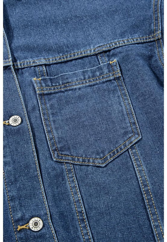 Our styles are designed with a trendy fitted look in mind following an international size standard. For the best fit we suggest choosing one size up from your usual. Be sure to check our sizing chart to find your perfect match!
  Dark blue washed oversized denim jacket
  Vintage and laid
  back look with washed denim
  Classic button
  up closure
  Turn
  down collar
  Convenient chest pockets
  Available in various sizes (S M L XL 2XL)
Material: 75% Cotton 25% Polyester