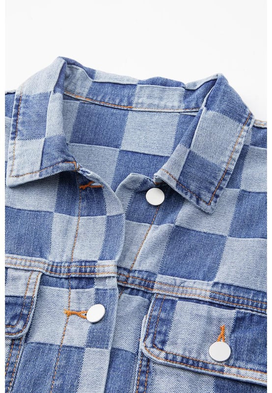 Our styles are designed with a trendy fitted look in mind following an international size standard. For the best fit we suggest choosing one size up from your usual. Be sure to check our sizing chart to find your perfect match!
  Light Blue Checkered Patchwork Button up Denim Jacket
  Unique fusion of classic denim and patchwork style
  Two
  tone checkered pattern
  Flap pockets
  Button
  up front
  Pair with jeans for a denim
  on
  denim look
  Ideal with a simple tee for a laid
  back ensemble
Material: 56% Cotton 44% Polyester