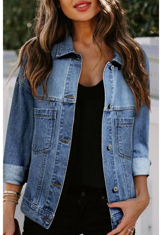 Our styles are designed with a trendy fitted look in mind following an international size standard. For the best fit we suggest choosing one size up from your usual. Be sure to check our sizing chart to find your perfect match!
  Light blue washed oversized denim jacket
  Classic button
  up closure
  Turn
  down collar
  Convenient chest pockets
Material: 75% Cotton 25% Polyester
