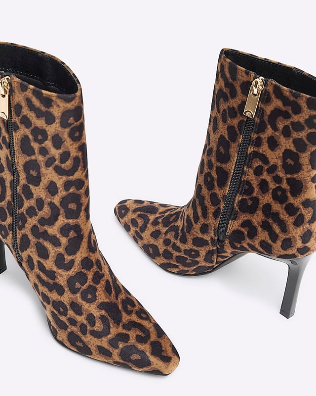 Leopard Print, Pointed toe, Side zip fastening, Skinny heel, Heel height: 9cm