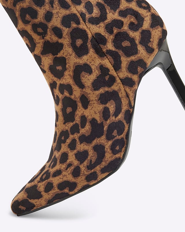 Leopard Print, Pointed toe, Side zip fastening, Skinny heel, Heel height: 9cm