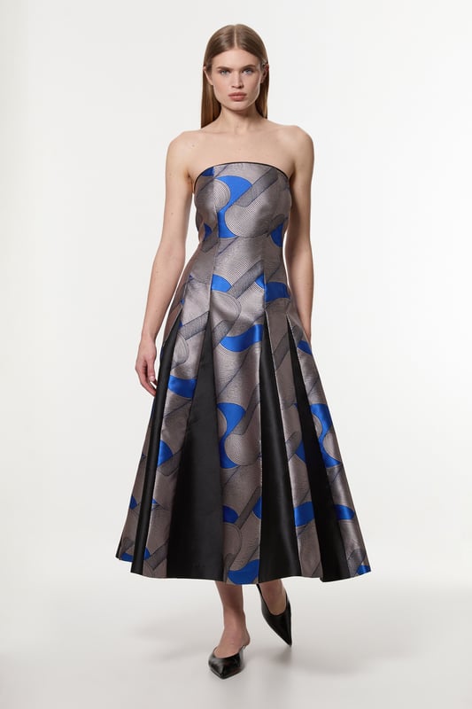 Discover this seasons prom dresses or browse the full collection of women's dresses now.