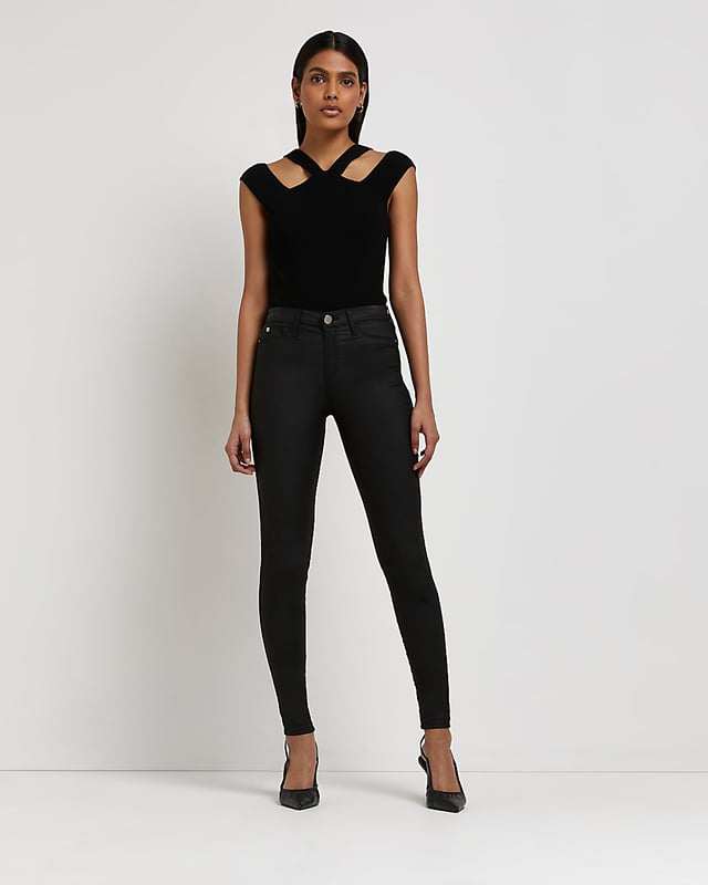 Super skinny fit, Stretchy,  lightweight denim fabric, Mid Rise, Coated, Button and zip fly fastening, Stitched down front pockets, Functional back pockets, Belt loops, Made from Responsibly Sourced Cotton via our par