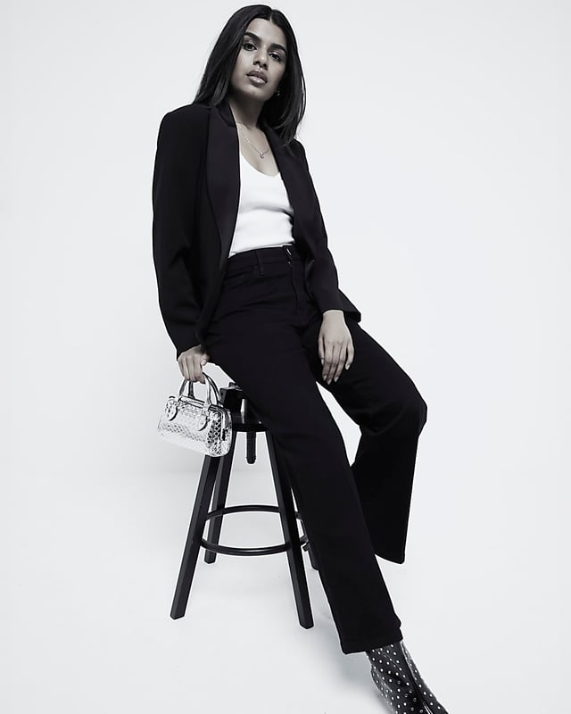 High rise, Button and zip fastening, Pocket detail, Wide leg