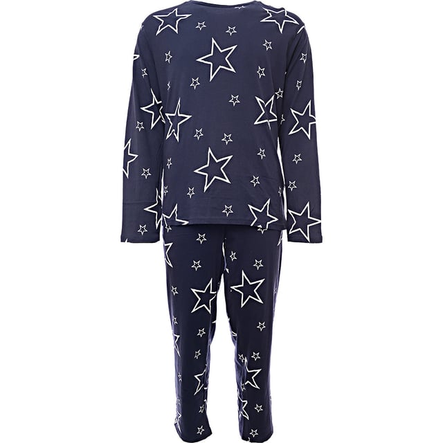 Main: 100% Cotton Unwind in comfort and style with the Threadbare Skye loungewear set in navy. This cozy set features a classic navy color that adds a touch of sophistication to your loungewear collection. Perfect for relaxing at home, the set is crafted from 100% cotton, offering exceptional softness and breathability. Whether you?re enjoying a lazy weekend or winding down after a long day, this loungewear set ensures you stay comfortable and stylish. The Threadbare Skye set is the ideal choice for those who value both comfort and elegance in their downtime attire.