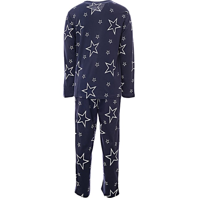 Main: 100% Cotton Unwind in comfort and style with the Threadbare Skye loungewear set in navy. This cozy set features a classic navy color that adds a touch of sophistication to your loungewear collection. Perfect for relaxing at home, the set is crafted from 100% cotton, offering exceptional softness and breathability. Whether you?re enjoying a lazy weekend or winding down after a long day, this loungewear set ensures you stay comfortable and stylish. The Threadbare Skye set is the ideal choice for those who value both comfort and elegance in their downtime attire.