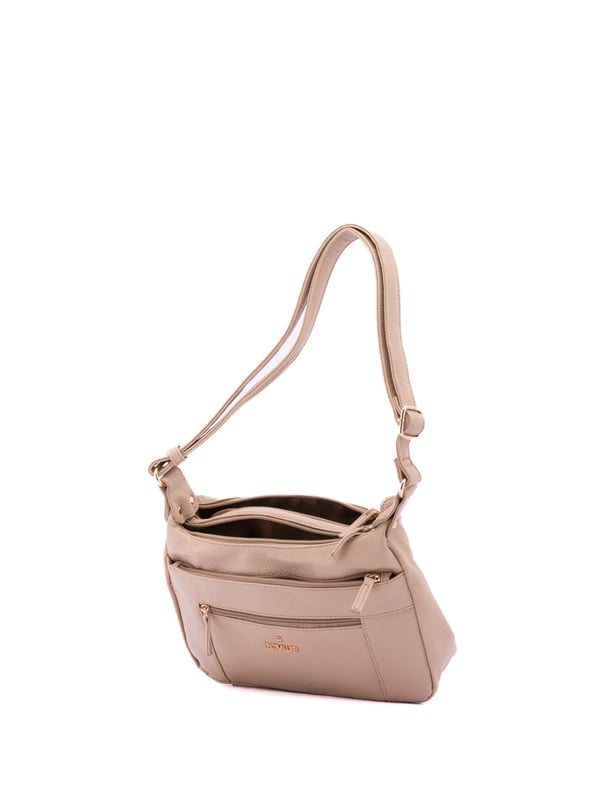 Bolso bandolera para mujer. El cierre es con cremallera. Los bolsillos internos son uno con cremallera y dos abiertos. Los bolsillos externos son dos delanteros con cremallera y uno trasero con cremallera. Falta la correa para el hombro. El asa es regulable en ecopiel. Hay dos compartimentos internos. El material exterior es ecopiel. Internamente está forrado en poliéster. Medidas: 30x20x10 cm. Producto de moda