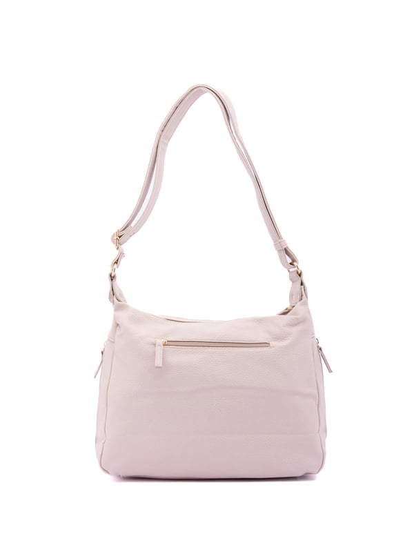 Bolso bandolera para mujer. El cierre es con cremallera. Los bolsillos internos son uno con cremallera y dos abiertos. Los bolsillos externos son uno en la espalda con cremallera. Falta la correa para el hombro. El asa es regulable en ecopiel. Hay dos compartimentos internos. El material exterior es ecopiel. Internamente está forrado en poliéster. Medidas: 35x26x11 cm. Producto de moda